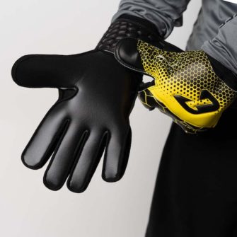 Kralle_Junior_Pro_3.0_Yellow_Catch_and_Keep_Europe_Grip